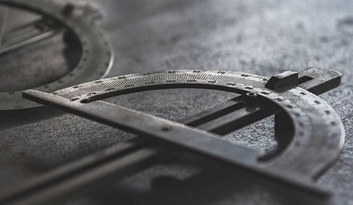 為什么說(shuō)電子商務(wù)系統(tǒng)更適合中小型企業(yè)選擇呢？